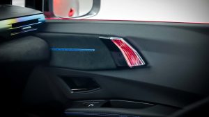 renault-clio-2026-9-300x169 2026 Renault Clio: Motor Seçenekleri, Donanım Paketleri ve Türkiye Detayları