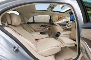 yeni-mercedes-s-serisi-2026-4-2-300x200 2026 Mercedes-Benz S Serisi Tanıtıldı
