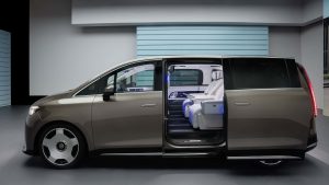 dipplus-2026-mercedes-vle-6-1-300x169 Mercedes-Benz VLE Tanıtıldı: 700 KM+ Menzil ve 800V Hızlı Şarj!